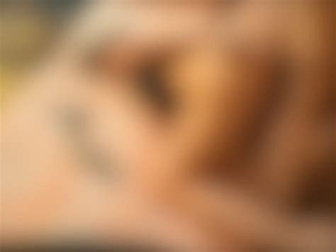 Salope Habill E En Lingerie De Satin Anulingus Paroles Cochonnes Francaises Fess Es