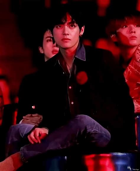 Pin By Nancy Barton On Kim Taehyung Kim Taehyung Funny Kim Taehyung Taehyung Hot