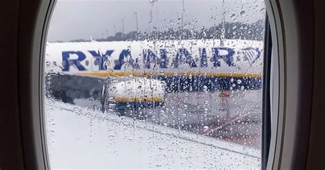 Ryanair issues Spain travel warning as flights could be delayed this