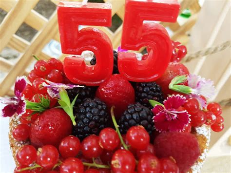 Los Dulces De Kanarita Naked Cake Con Frutos Rojos