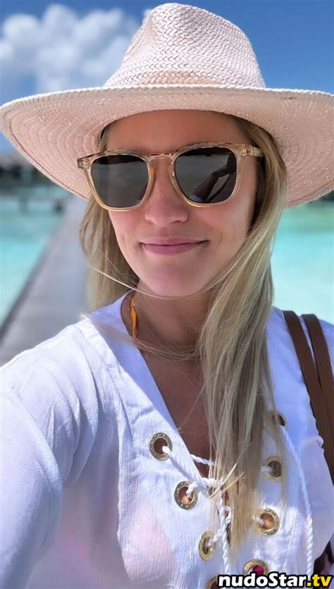 Ijustine Justine Ezarik Nude Onlyfans Photo Nudostar Tv