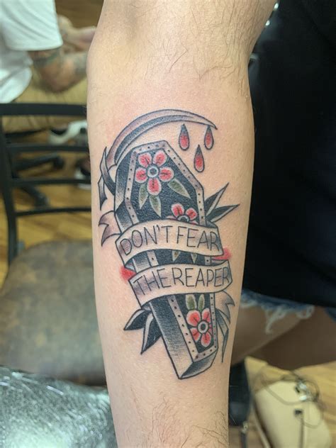 Share 78 American Traditional Coffin Tattoo Latest Incdgdbentre