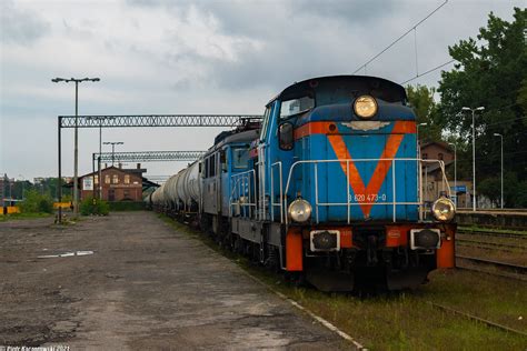 SM42-2275 + EU07-121 | SM42-2275 + EU07-121 stoją wygaszone … | Flickr