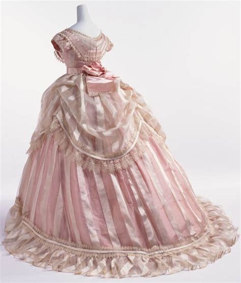 Beautiful Victorian Dresses