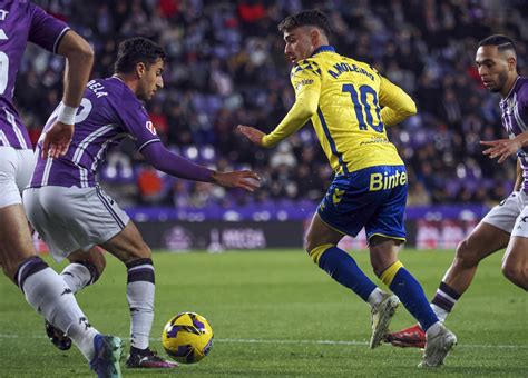 Real Valladolid fall short against 10-man Las Palmas in relegation ...