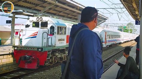 KA Tegal Ekspres Melintas Langsung Stasiun Cikarang YouTube