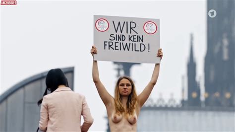 Naked Liesa Kaltofen In Rentnercops