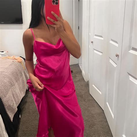 Bebe Hot Pink Satin Dress So Flattering Depop