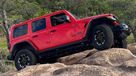 Jeep Wrangler Vs Wrangler 4xe What S The Difference