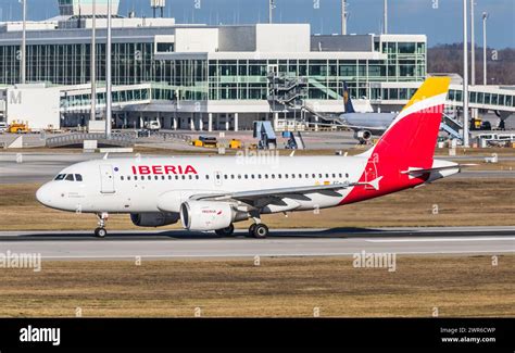 M Nchen Deutschland Januar Ein Airbus A Von Iberia