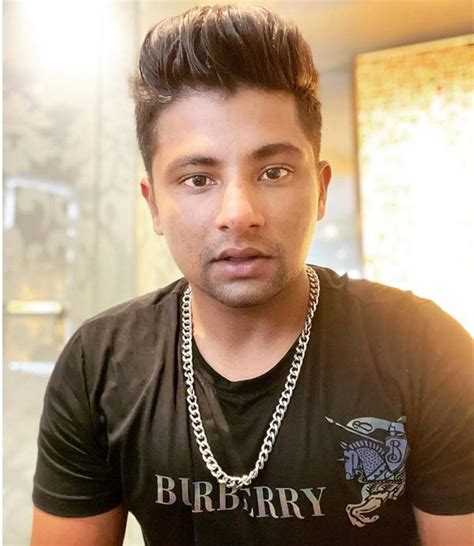 Sarfaraz Khan Cricketer Wiki Biography Age Images Wikimylinks