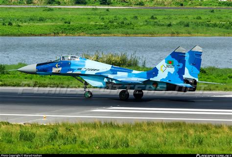 36507 Bangladesh Air Force Mikoyan-Gurevich Mig-29 Fulcrum A Photo by ...