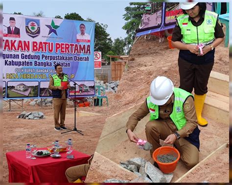 Bupati Basel Letakkan Batu Pertama Pembangunan Gedung Perpustakaan