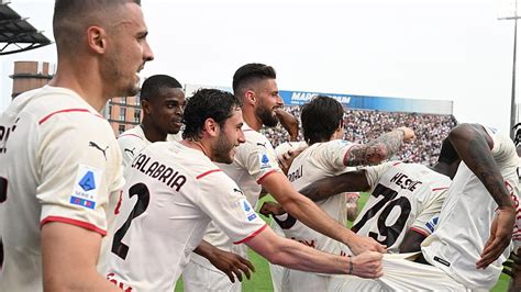 Ac Milan Win First Serie A Title Since Ac Milan Serie A Champions