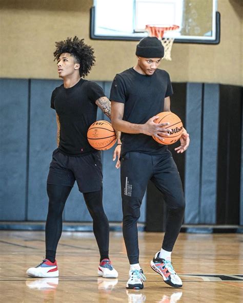 Pin De Giulia En Mikey Williams Imagen De Baloncesto Celebridades
