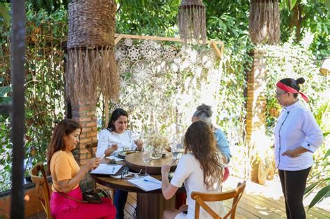 P Blico Palmense E Turistas J Podem Aproveitar As Del Cias Da Rota