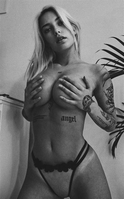 OnlyFans Instagram Lenkajzv Nude Photo