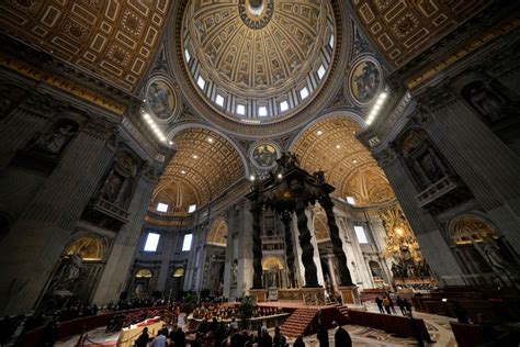 Benedetto Xvi Morto Foto Della Salma Nella Camera Ardente In Vaticano