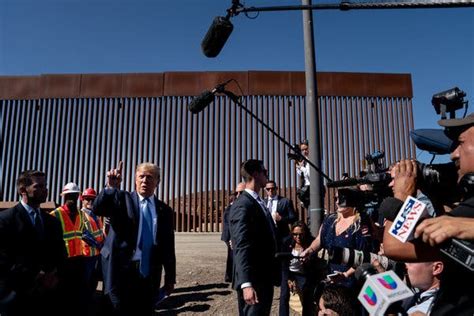 Trump Visits Border Wall Hoping To Burnish His Campaign The New York