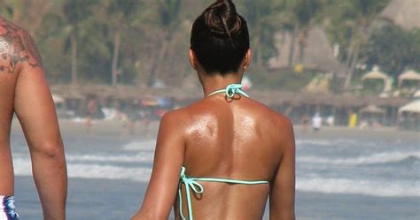 Fotos De Chicas Mujeres En Microbikinis Maduras En Bikini