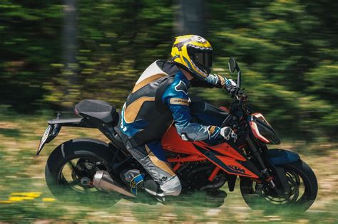 Hyper Naked Bike Vergleich Ktm Super Duke R