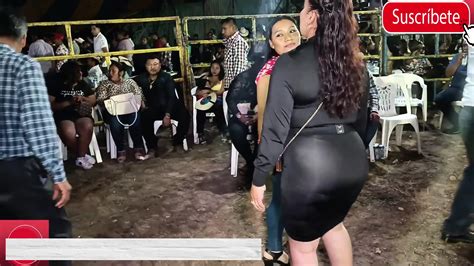 Madura Hot En Falda Transparente Negra