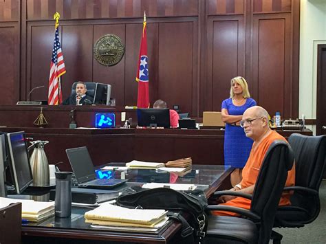 After A Decade Of Aggressive Panhandling, A Notorious Nashville Scammer