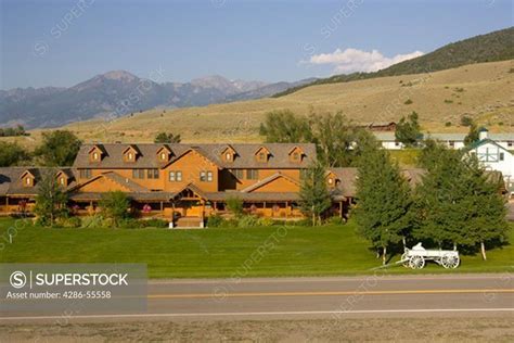 CHICO HOT SPRINGS MONTANA USA Chico Hot Springs Resort Features