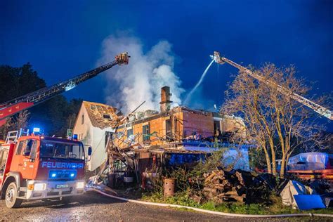 Br Nde Nach Hausexplosion Identit T Der Leiche Weiter Unklar