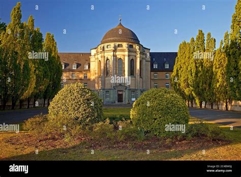 Misioneshaus Fotograf As E Im Genes De Alta Resoluci N Alamy