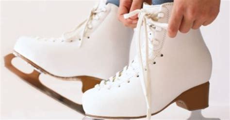 Foothills Mall Ice Rink To Open