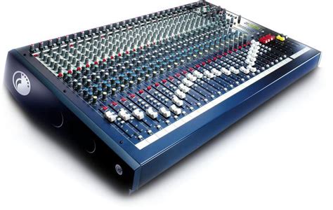 Soundcraft LX7ii 24 Channel Analog Mixer Sweetwater