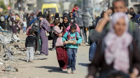 israel bans palestinian relief agency unrwa  operating