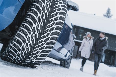 The Nokian Hakkapeliitta R3 offer the perfect balance between safety ...