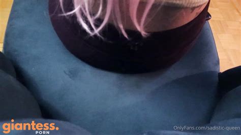 Sadistic Queen Unaware Giantess Butt Crush Giantess Porn