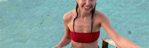 EastEnders Star Rose Ayling Ellis Looks Incredible In Red Bikini In The Maldives After Split