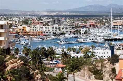 Hotels with Lazy River in Cabo San Lucas