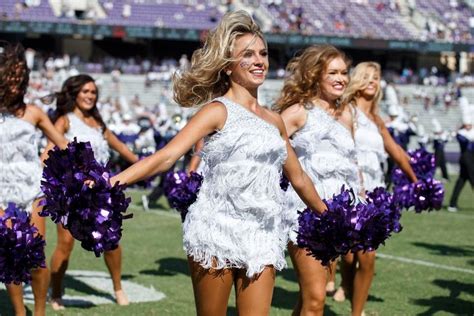 TCU Showgirls On Twitter Showgirls Hot Cheerleaders Tcu