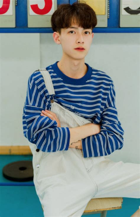 Rung rinh trước gương mặt trẻ thơ của hot boy Trung Quốc sinh năm đang nổi như cồn trên MXH