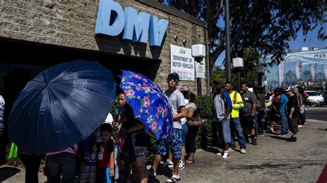 Dozens of DMV offices in California are opening an hour earlier to ...