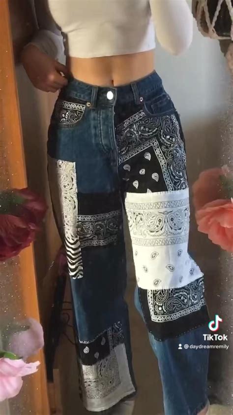 Easy Diy Bandana Patchwork Jeans Custom Jeans Diy Fashion Fashion Sewing