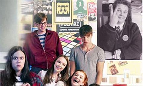 7 Hot Sexy Rae Earl Bikini Pics