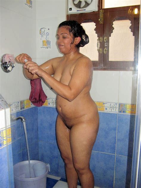 Indian Amateur In Shower Naked Soaping Indian Porn Photos