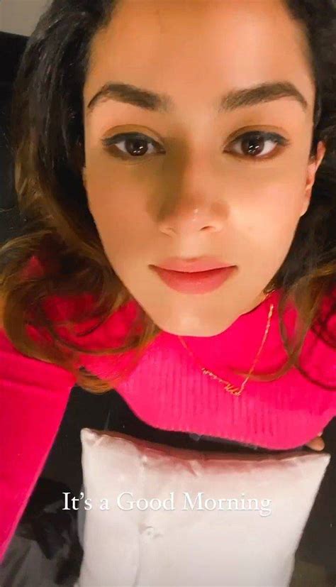 Most Underrated Milf Mira Kapoor Scrolller