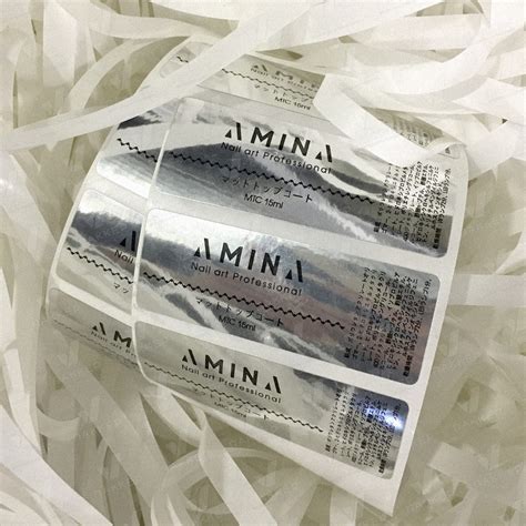 Металлизированные этикетки: изготовление и использование