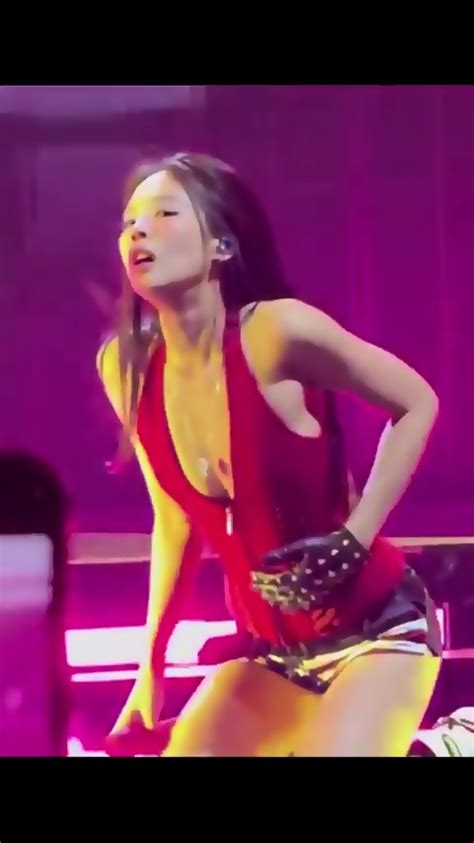 Jennie Beautiful Tits 2