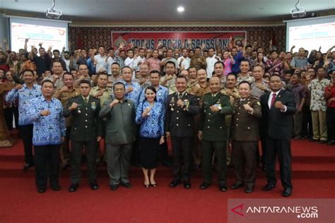 300 Calon Kades Landak Ikut Deklarasi Damai Pilkades Serentak ANTARA