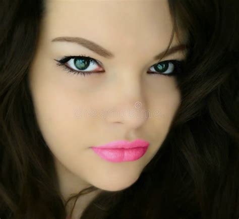 Closeup Portait Of Gorgeous Brunette With Fashion Makeup Stock Photo Image Of Woman Hair