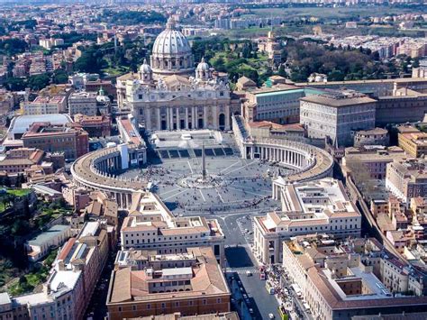 How To See The Pope In Rome