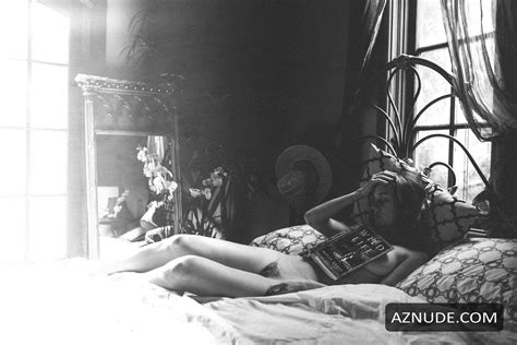 OLIVIA NORTH Nude AZNude